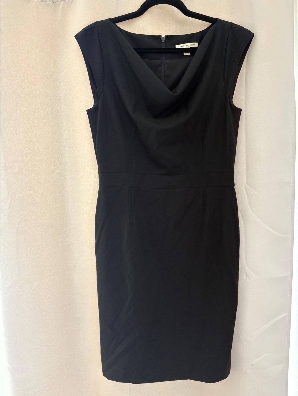 Banana Republic Black Wool Blend Cowl Neck Sheath Dress Size 8
